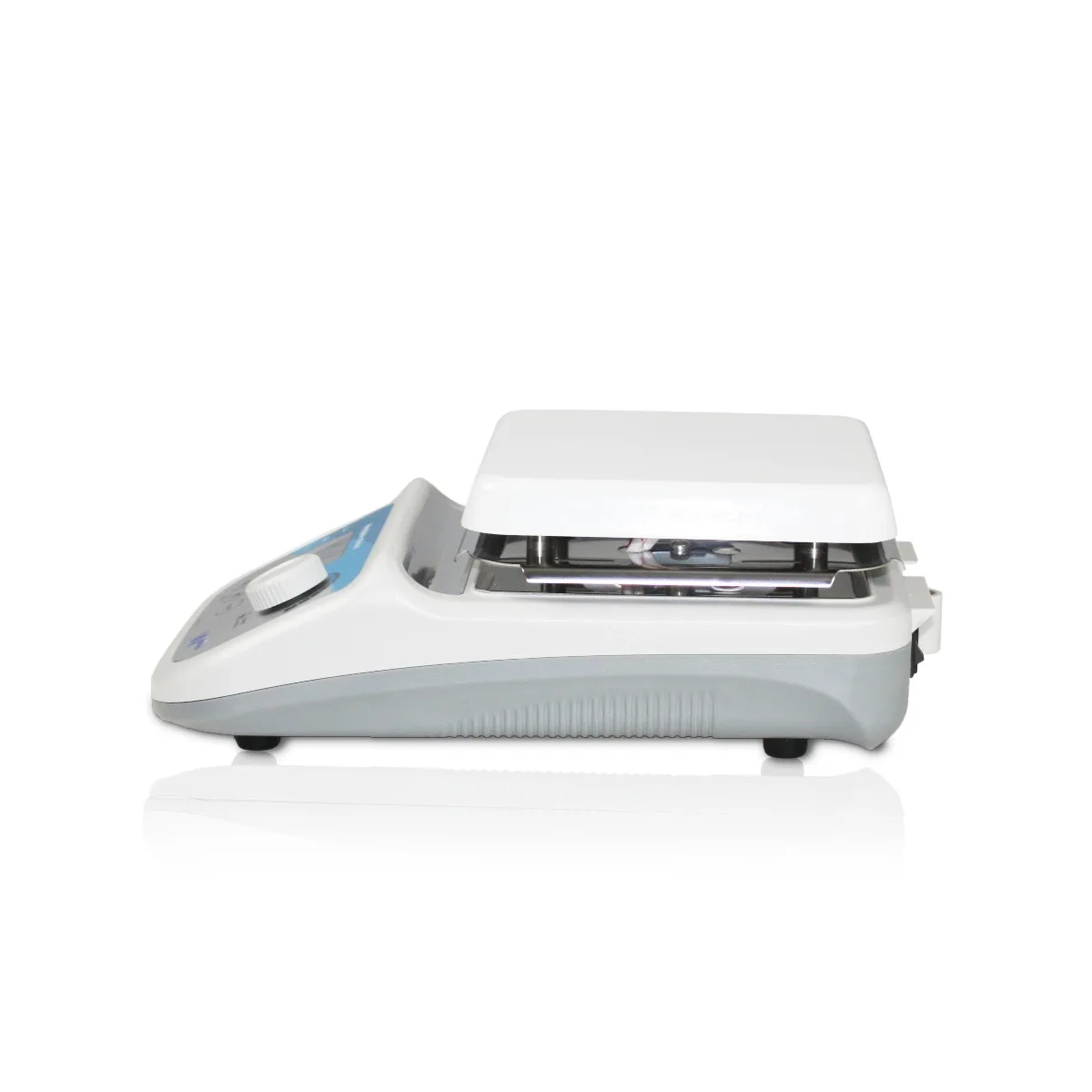 Digital Hotplate Stirrer with Temperature Probe & Support Stand - Image 3